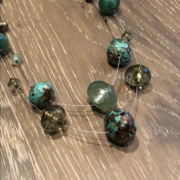 Turquoise-colored Beaded Necklace - Picture 4 of 4